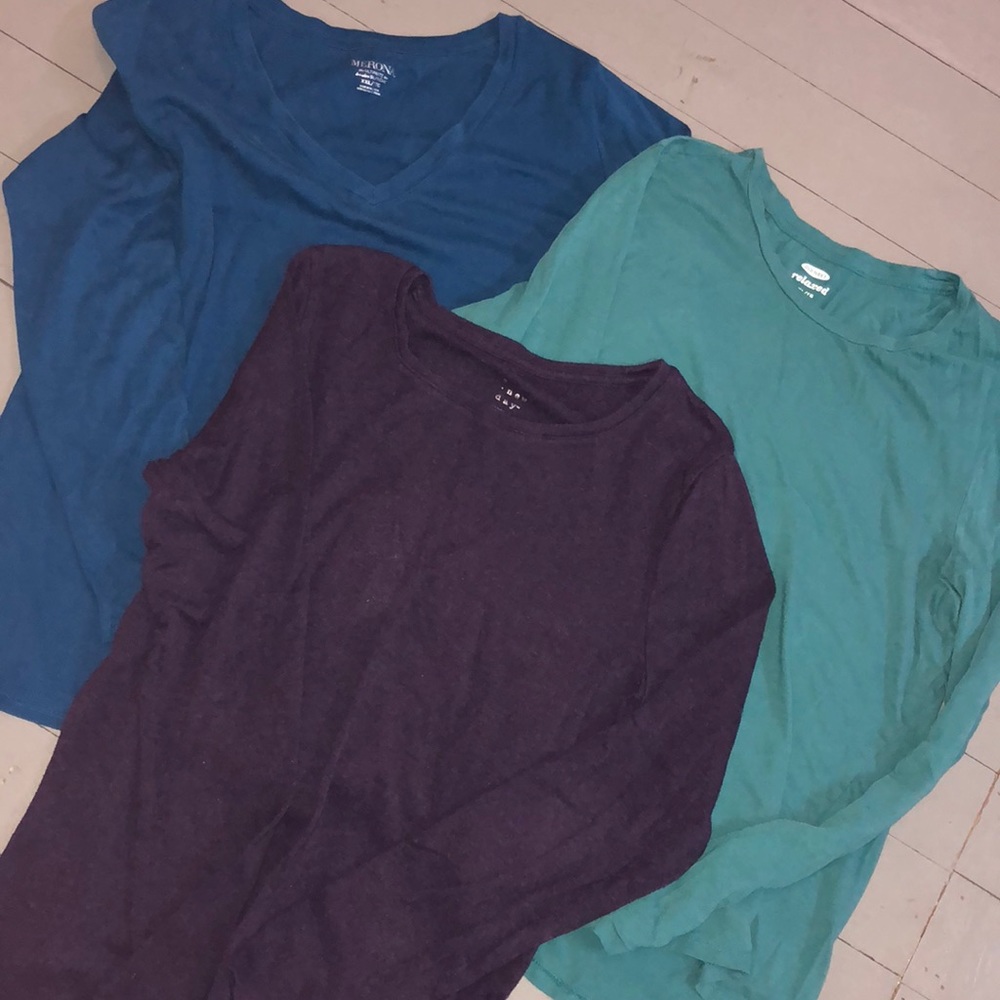 Lot of long sleeve tees